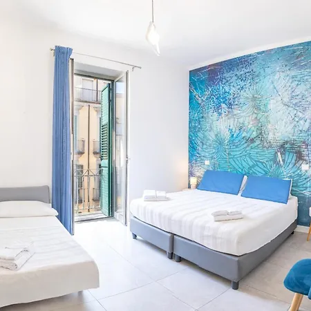 Centro Bed & Breakfast 4*