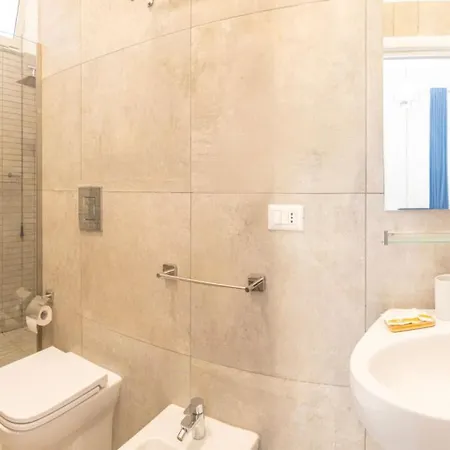 Centro Bed & Breakfast Naples